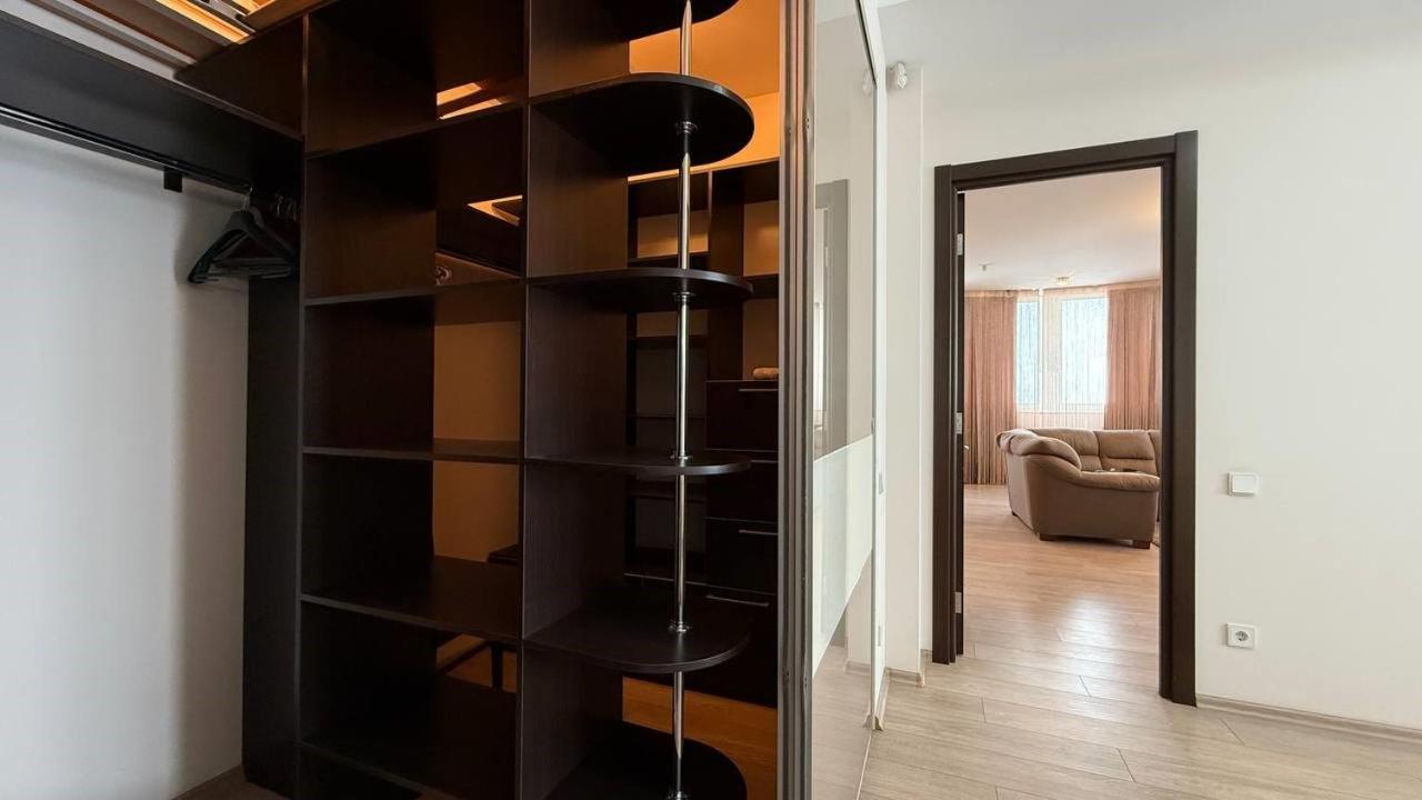 Bright House On 23 Serpnya Kharkiv Exterior photo